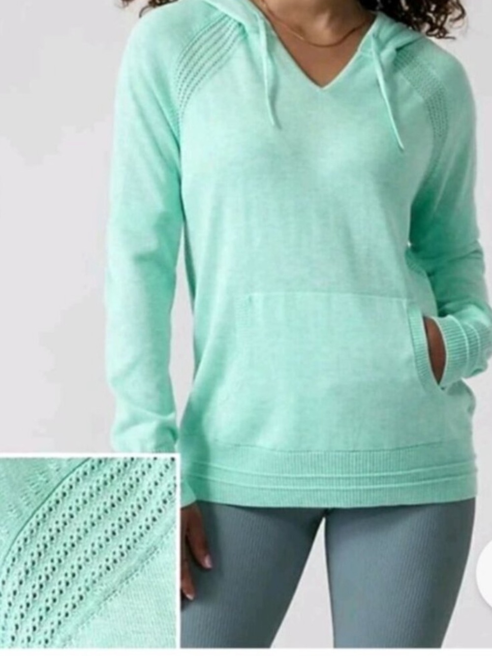 Athleta Evergreen Hoodie Sweater Mint Green Medium Knit V-Neck Kangaroo Pocket